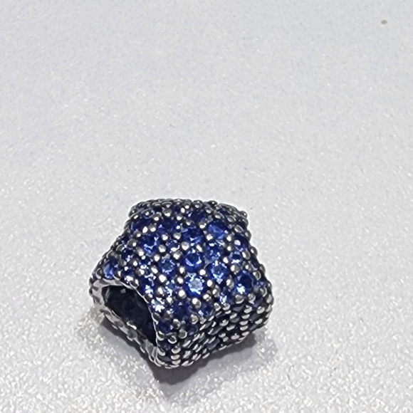 Pandora Bold Pavé Star Charm - Picture 2 of 8